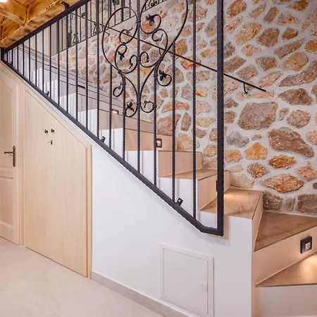 Melary With Pool And Jacuzzi * Kras