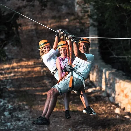 Melary With Pool And Jacuzzi * Kras