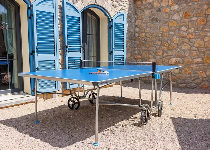 Melary With Pool And Jacuzzi