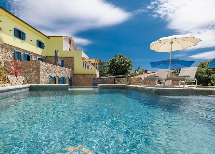 Melary With Pool And Jacuzzi * Kras