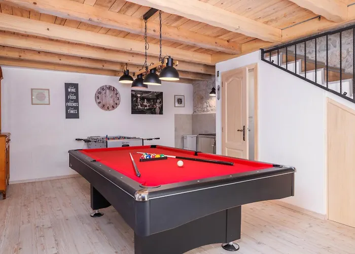 Melary With Pool And Jacuzzi Σπίτι διακοπών Kras