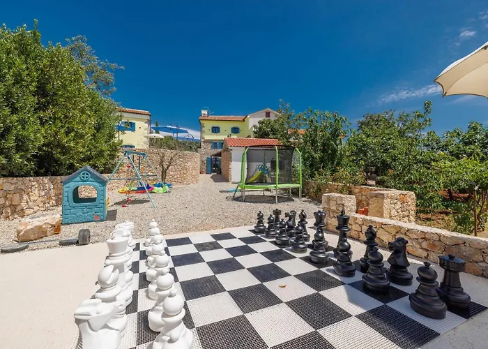 Melary With Pool And Jacuzzi * Kras