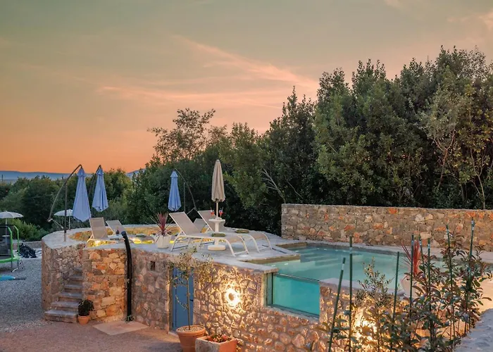 Melary With Pool And Jacuzzi * Kras